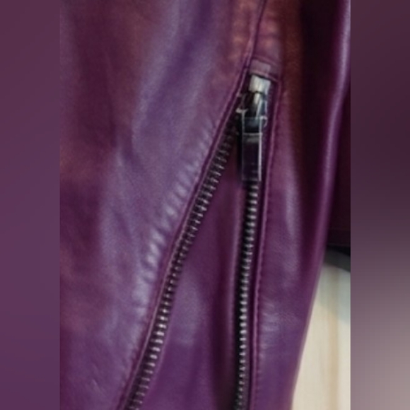 Badgley Mischka Plum Genuine Leather Peplum Zip Jacket Women's Sz Petite Small - Picture 7 of 8